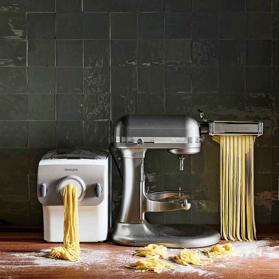 making pasta with a kitchenaid mixer